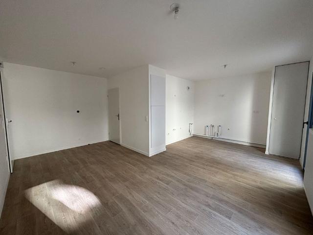 Location Appartement 1 pièce 30m²