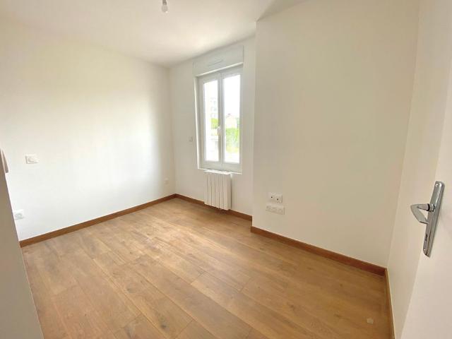 Location Appartement 1 pièce 30m²