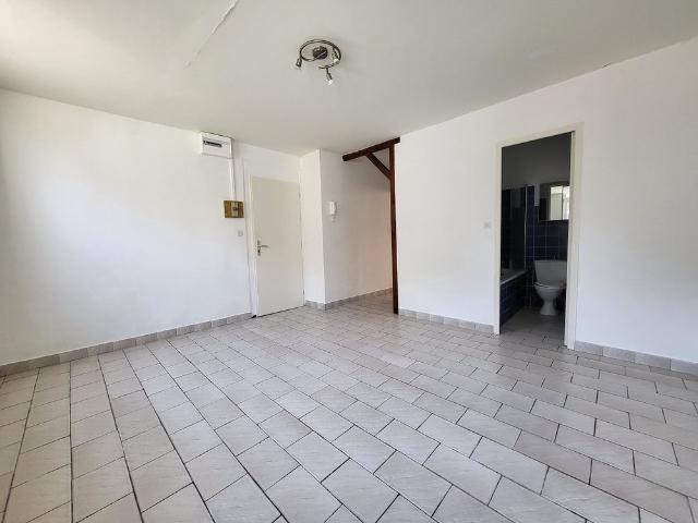 Location Appartement 1 pièce 30m²