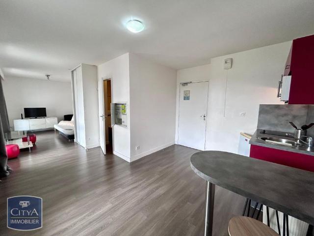 Location Appartement 1 pièce 30m² TOURS 37000