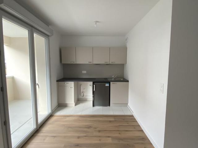 Location Appartement 1 pièce 30m² AMIENS 80000