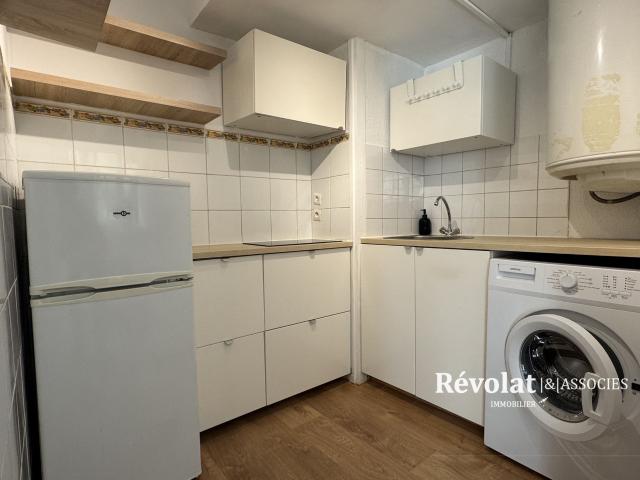 Location Appartement 1 pièce 30m² BORDEAUX 33000