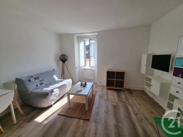 Location Appartement 1 pièce 30m² BRIE COMTE ROBERT 77170