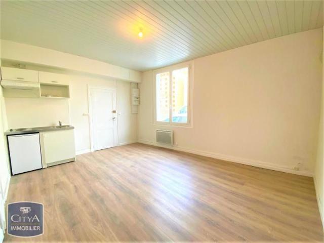 Location Appartement 1 pièce 30m² COUTRAS 33230