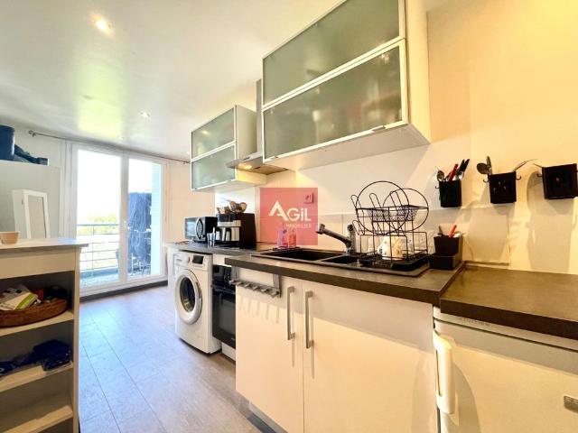 Location Appartement 1 pièce 30m² GRENOBLE 38100