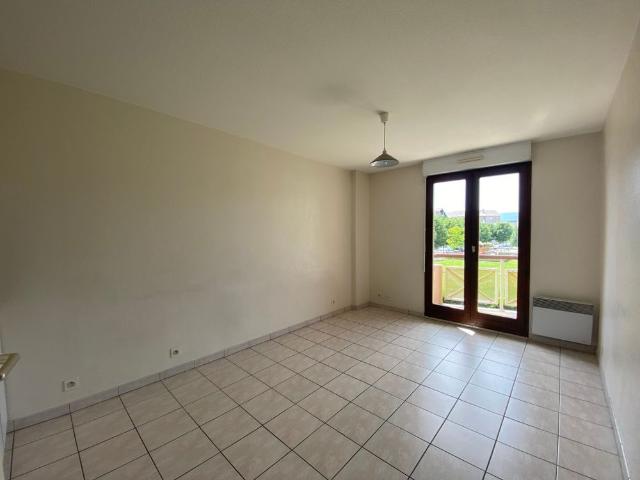 Location Appartement 1 pièce 30m² LA RAVOIRE 73490