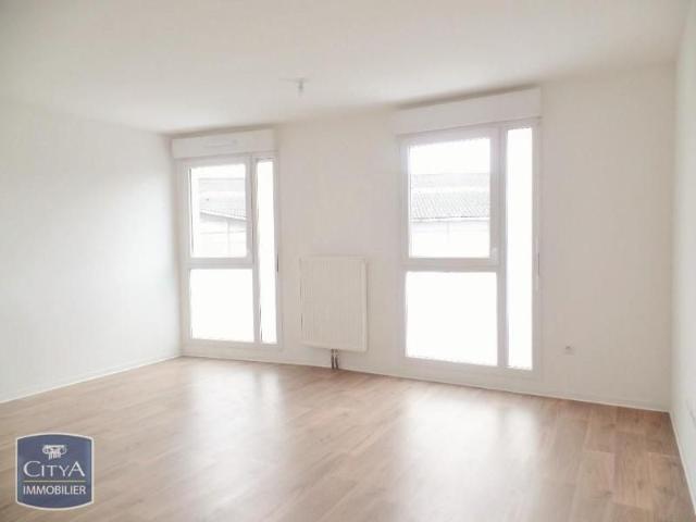 Location Appartement 1 pièce 30m² LILLE 59000