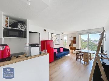 Location Appartement 1 pièce 30m² LYON 8ème