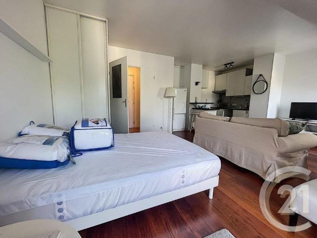 Location Appartement 1 pièce 30m² MELUN 77000