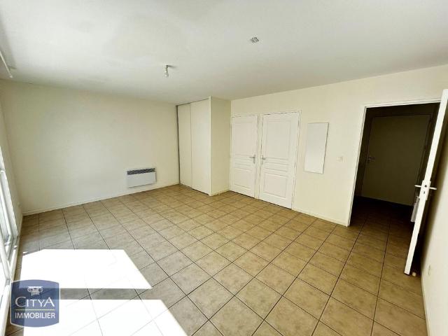 Location Appartement 1 pièce 30m² MONT DE MARSAN 40000