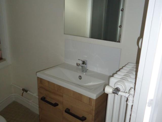 Location Appartement 1 pièce 30m² NEVERS 58000