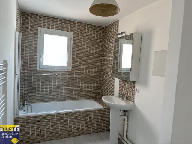 Location Appartement 1 pièce 30m² PONTAULT COMBAULT 77340