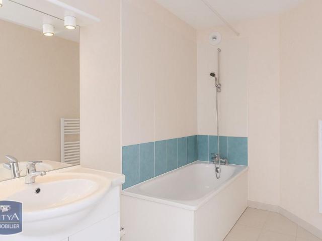 Location Appartement 1 pièce 30m² SAUMUR 49400
