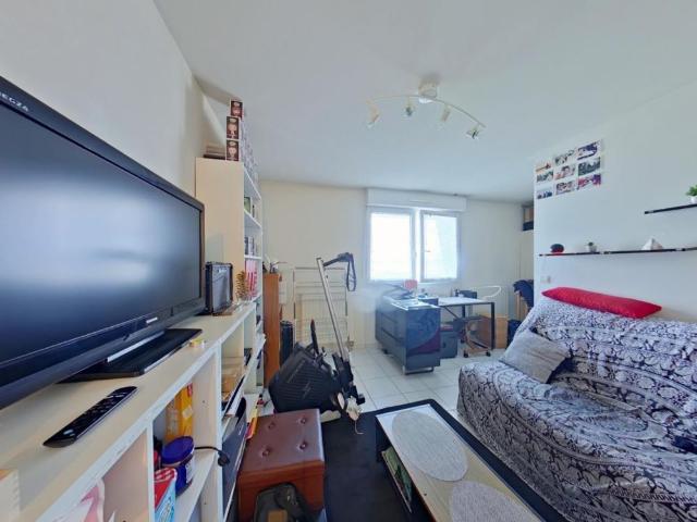 Location Appartement 1 pièce 30m² ST PIERRE DES CORPS 37700