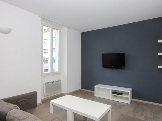 Location Appartement 1 pièce 30m² ST RAPHAEL 83700