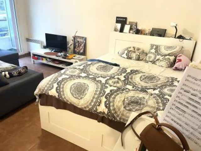 location appartement 1 pièce 31 m2 hauts de seine 92130 1077 €