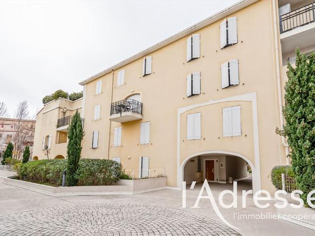 Location appartement 1 pièce, 31.00m², Aubagne
