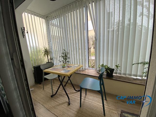 Location Appartement 1 pièce 31.37 m2 Saint Cyr sur Mer