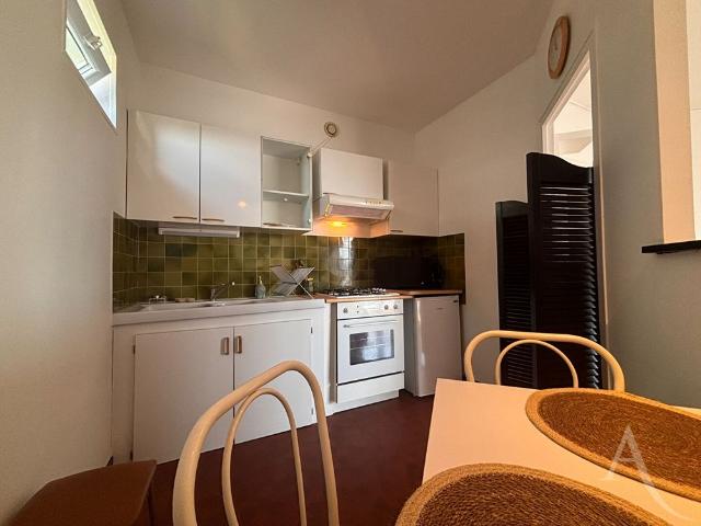 Location appartement 1 pièce, 31.44m², Bourges