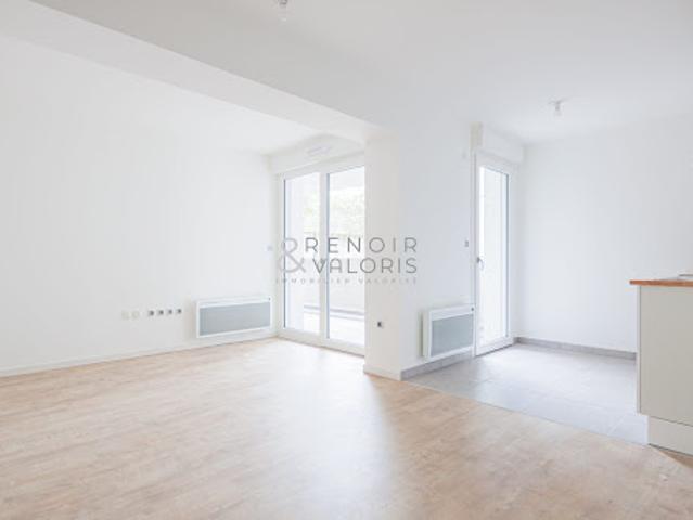 Location Appartement 1 pièce 31.58 m2 Saint Max