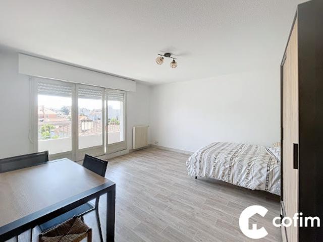 Location Appartement 1 pièce 31.85 m2 Pau