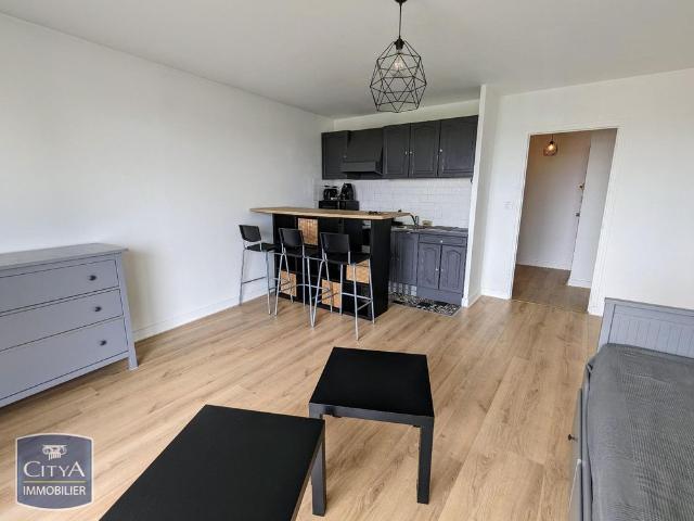 Location Appartement 1 pièce 31m² TOURS 37000