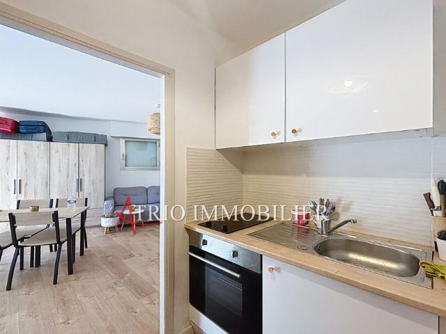 Location Appartement 1 pièce 31m² VENCE 06140