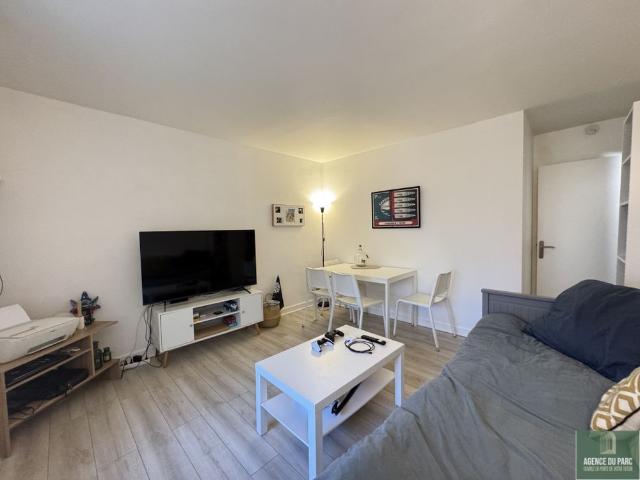 Location Appartement 1 pièce 31m² VILLE D AVRAY 92410