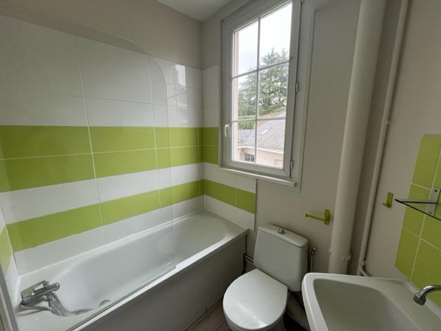 Location Appartement 1 pièce 31m² ANGERS 49100
