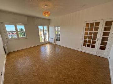 Location Appartement 1 pièce 31m² BOURG LA REINE 92340