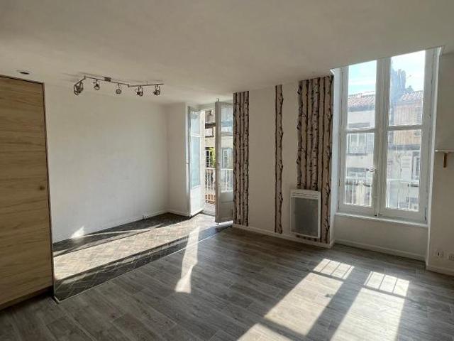 Location Appartement 1 pièce 30m² CLERMONT FERRAND 63000