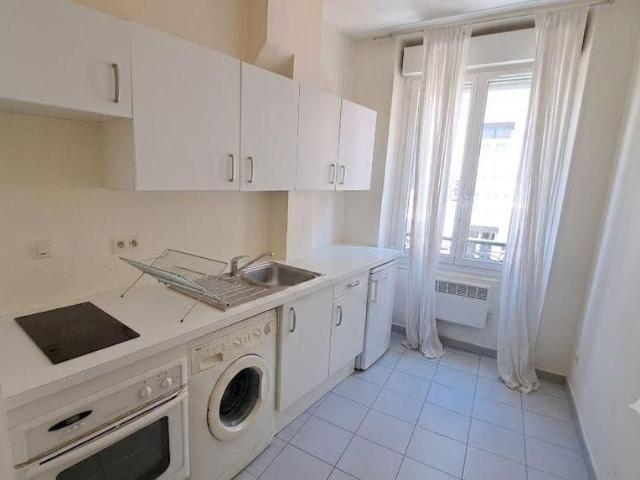 Location Appartement 1 pièce 31m² GRENOBLE 38000
