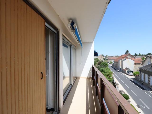 Location Appartement 1 pièce 31m² LA CHARITE SUR LOIRE 58400