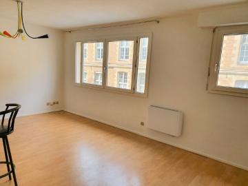 Location Appartement 1 pièce 31m² LILLE 59800