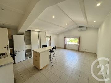 Location Appartement 1 pièce 31m² MARSEILLE 12ème