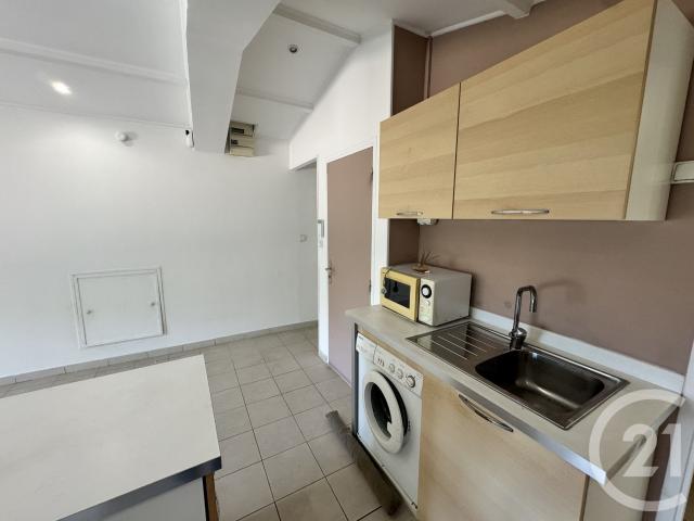 Location Appartement 1 pièce 31m² MARSEILLE 12ème