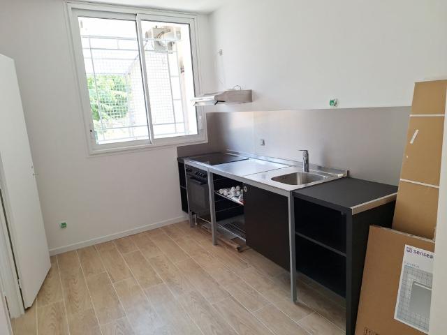 Location Appartement 1 pièce 31m² MONTPELLIER 34070