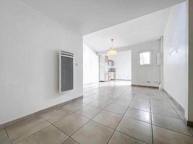 Location Appartement 1 pièce 31m² MONTPELLIER 34000