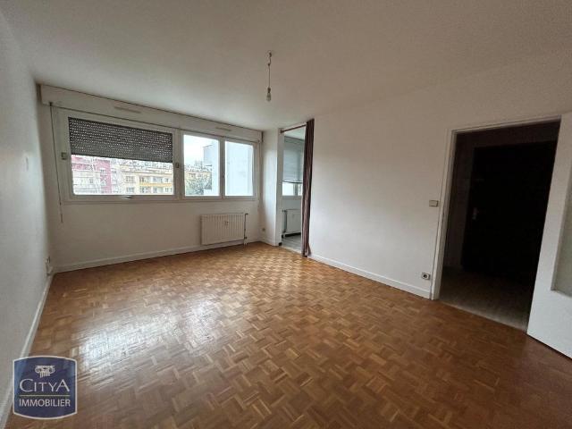 Location Appartement 1 pièce 31m² ST ETIENNE 42100