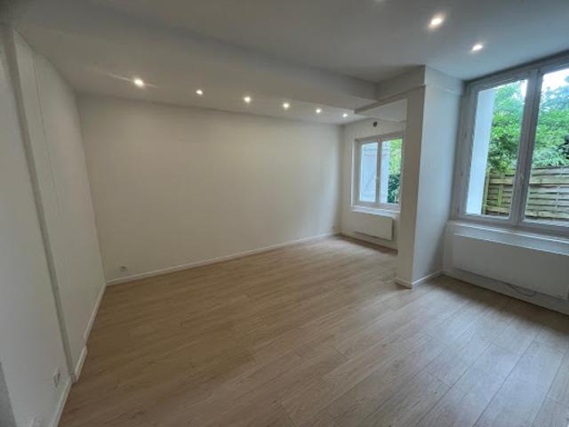 Location Appartement 1 pièce 32 m2 Bourg la Reine
