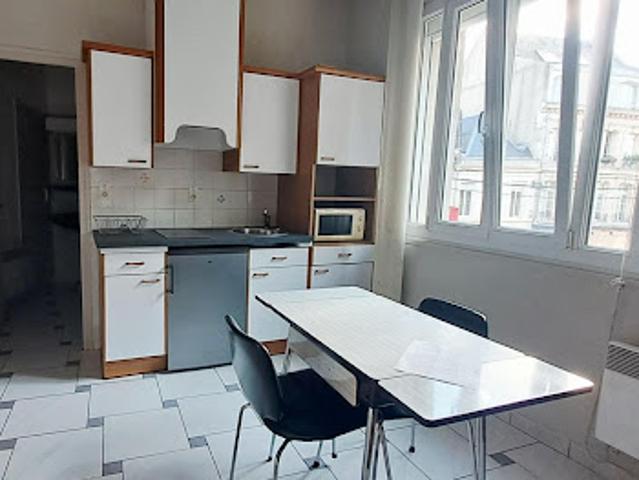 Location Appartement 1 pièce 32 m2 Saint Quentin