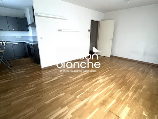 Location Appartement 1 pièce 32 m2 Tours