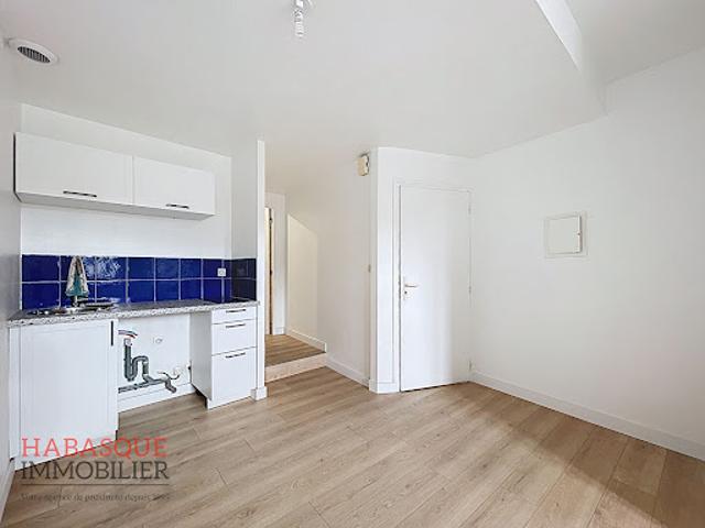 Location Appartement 1 pièce 32.81 m2 Lesneven