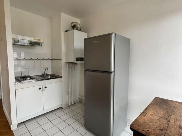 Location Appartement 1 pièce 32m²