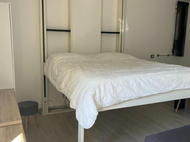 Location Appartement 1 pièce 32m²