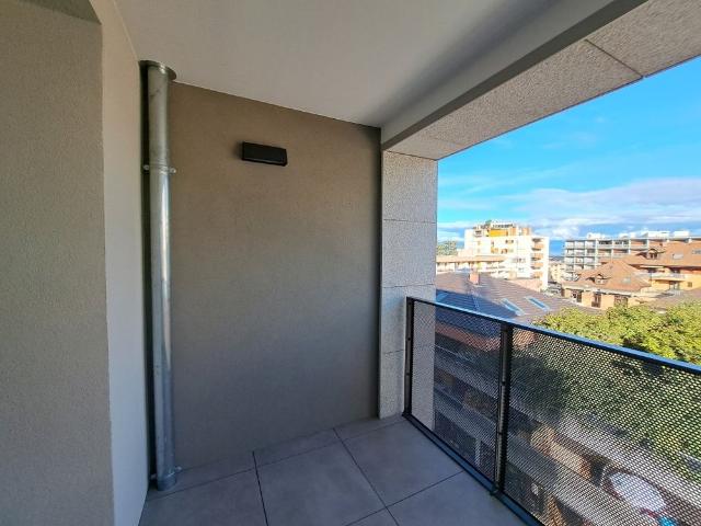Location Appartement 1 pièce 32m² THONON LES BAINS 74200