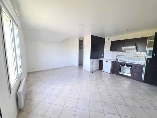 Location Appartement 1 pièce 32m² VILLEJUST 91140
