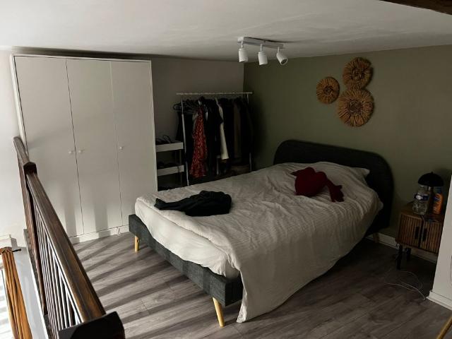 Location Appartement 1 pièce 32m² BORDEAUX 33000