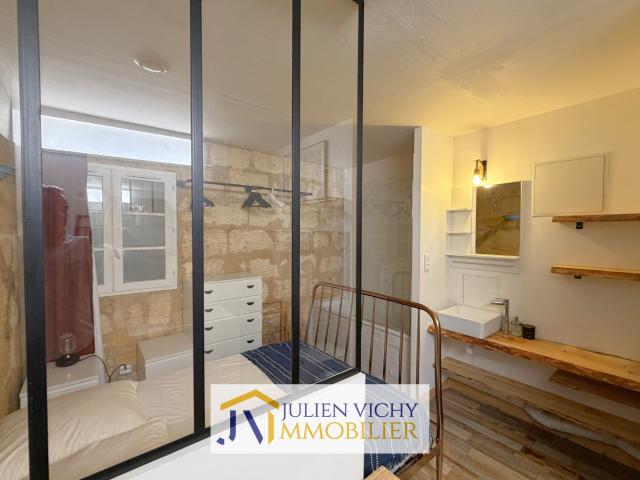 Location Appartement 1 pièce 32m² BORDEAUX 33000