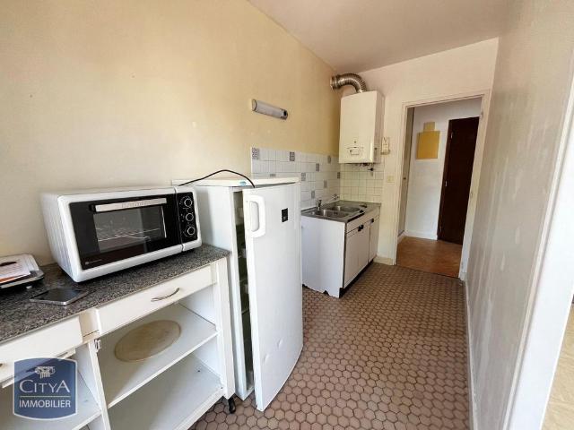 Location Appartement 1 pièce 32m² BOURGES 18000
